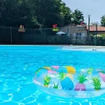 营地 De La Bageasse 3*