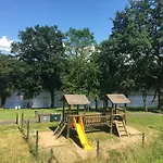 营地 De La Bageasse 3*