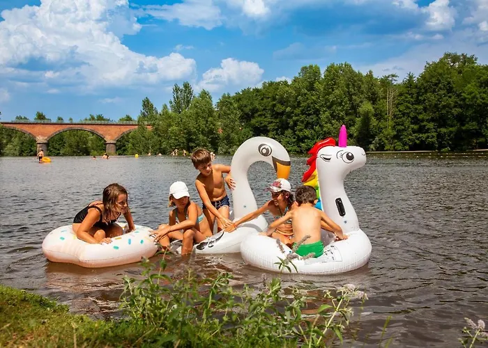 De La Bageasse Parque de Campismo Brioude
