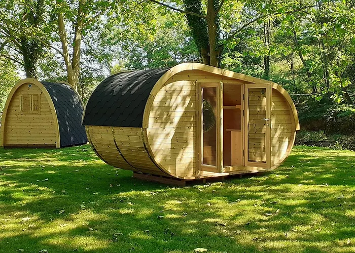 De La Bageasse Parque de Campismo Brioude